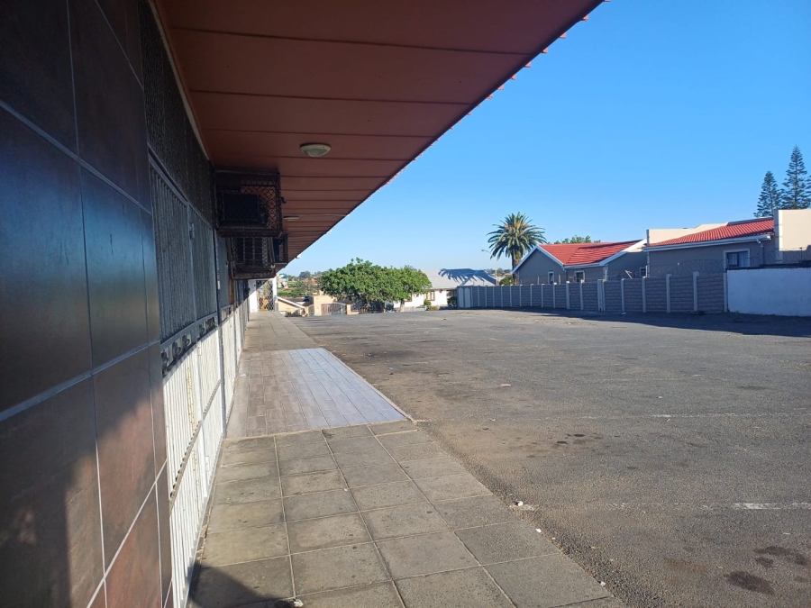 Commercial Property for Sale in Braelyn Heights Eastern Cape